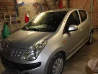 Gebraucht Nissan Pixo 69 PS (50 kW) 2010 Silber Kleinwagen