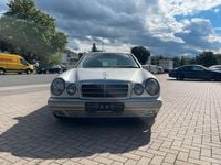 Gebraucht Mercedes E320 Elegance 224 PS (164 kW) 1997 Silber Limousine