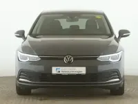 Brugt VW Golf VIII Active 131 HK (96 kW) 2022 Grå Sedan