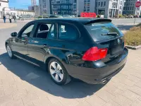 Gebraucht BMW 318 143 PS (105 kW) 2009 Schwarz Kombi