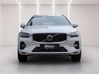 Gebraucht Volvo XC60 Momentum 197 PS (144 kW) 2022 Weiss SUV