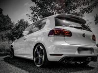 Gebraucht VW Golf VI Edition 300 PS (220 kW) 2011 Weiß Kleinwagen