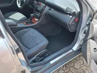 Gebraucht Mercedes C180 129 PS (94 kW) 2001 Silber Limousine
