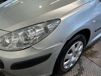 gebraucht Peugeot 307 T6GFC1 top gepflegt