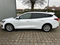 Usata Ford Focus Cool & Connect 120 CV (88 kW) 2022 Bianco Station wagon