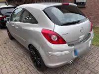 Gebraucht Opel Corsa 90 PS (66 kW) 2007 Silber Kleinwagen