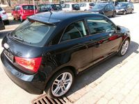 Gebraucht Audi A1 Attraction 86 PS (63 kW) 2011 Schwarz Kleinwagen
