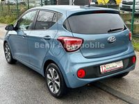Gebraucht Hyundai i10 Passion Plus 67 PS (49 kW) 2018 Blau Kleinwagen