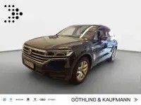 Gebraucht VW Touareg Basis 231 PS (169 kW) 2021 Moonlight blue perleffekt SUV