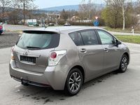 Gebraucht Toyota Verso Skyview Edition 111 PS (81 kW) 2015 Van / Kleinbus