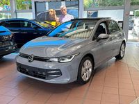 Gebraucht VW Golf VIII Life 116 PS (85 kW) 2024 Grau Limousine