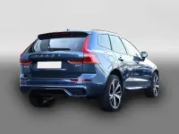 Używany Volvo XC60 Ultimate 197 KM (144 kW) 2023 Niebieski SUV