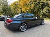 Gebraucht BMW 530 M Sport 258 PS (189 kW) 2014 Grau Limousine