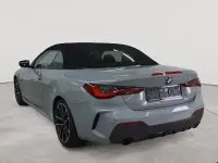 Gebraucht BMW 420 Cabriolet M Sport 190 PS (139 kW) 2023 M brooklyn grau metallic Cabrio