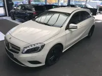 Używany Mercedes A250 211 KM (155 kW) 2013 Biały Sedan/Limuzyna