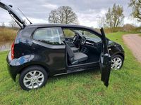 Używany VW up! 60 KM (44 kW) 2013 Czarny Hatchback