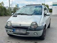 Second-hand Renault Twingo 75 CP (55 kW) 2001 Hatchback
