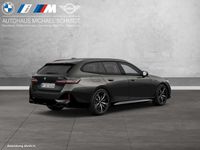 Neu BMW 520 M Sport 197 PS (144 kW) 2025 Sophistograu brillanteffekt Kombi