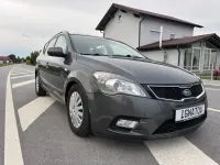 Gebraucht Kia Ceed 116 PS (85 kW) 2012 Grau Kleinwagen
