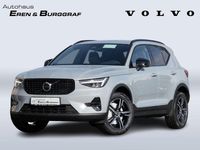 Neu Volvo XC40 Plus 163 PS (119 kW) 2025 Grau SUV