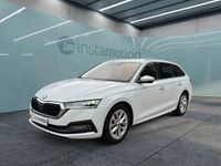 Gebraucht Skoda Octavia 150 PS (110 kW) 2022 Weiß Van / Kleinbus