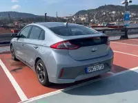 Gebraucht Hyundai Ioniq Premium 88 kW (120 PS) 2018 Grau Kleinwagen