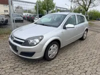 Gebraucht Opel Astra Edition 90 PS (66 kW) 2006 Silber Limousine