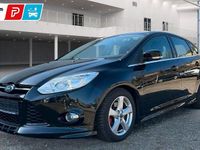 Gebraucht Ford Focus Titanium 140 PS (102 kW) 2013 Schwarz Limousine
