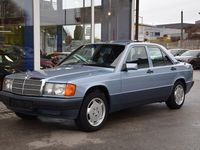 Gebraucht Mercedes 190 121 PS (88 kW) 1993 Blau Limousine