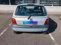 Gebraucht Renault Twingo 58 PS (42 kW) 2005 Silber Kleinwagen