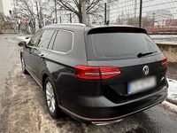 Gebraucht VW Passat 150 PS (110 kW) 2018 Kombi