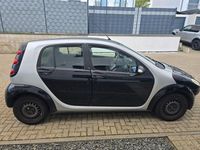 Second-hand Smart ForFour Pulse 75 CP (55 kW) 2005 Negru Hatchback