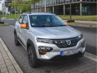 Usado Dacia Spring 13 kW (19 CV) 2022 Plateado Utilitario
