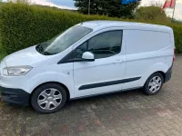 Gebraucht Ford Courier 102 PS (75 kW) 2014 Weiß Van / Kleinbus