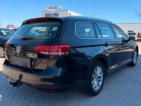 Gebraucht VW Passat 150 PS (110 kW) 2018 Schwarz Kombi