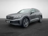 Gebraucht VW Touareg Elegance 286 PS (210 kW) 2025 Grau (siliziumgrau metallic) SUV