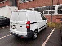 Gebraucht Ford Transit 75 PS (55 kW) 2018 Weiß Van / Kleinbus