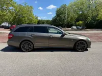 Gebraucht Mercedes E300 231 PS (169 kW) 2011 Grau Kombi
