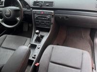 Gebraucht Audi A4 131 PS (96 kW) 2002 Schwarz Kombi