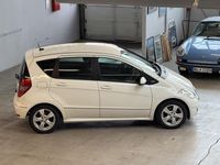 Gebraucht Mercedes A160 95 PS (69 kW) 2010 Weiß Limousine