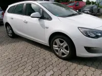 Gebraucht Opel Astra Edition 165 PS (121 kW) 2014 Weiß Kombi