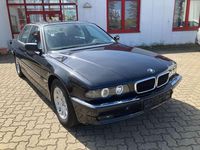 Second-hand BMW 730 184 CP (135 kW) 2000 Negru Berlinǎ