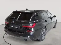 Gebraucht BMW 320 M Sport 190 PS (139 kW) 2022 Saphirschwarz metallic Kombi