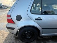 Gebraucht VW Golf IV 75 PS (55 kW) 2003 Silber Kleinwagen