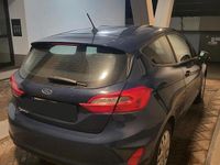 Gebraucht Ford Fiesta 71 PS (52 kW) 2017 Blau Kleinwagen