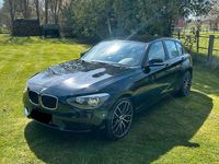 Gebraucht BMW 114 102 PS (75 kW) 2013 Schwarz Kleinwagen