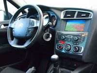 Gebraucht Citroën C4 92 PS (67 kW) 2012 Silber metallic Limousine