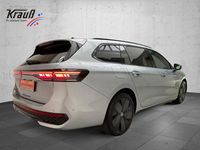 Gebraucht VW Passat R-line 193 PS (141 kW) 2025 Silber Kombi
