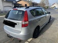 Gebraucht Hyundai i30 Classic 109 PS (80 kW) 2011 Grau Kombi