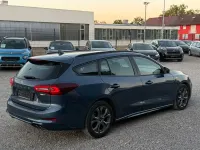 Gebraucht Ford Focus ST-Line 125 PS (91 kW) 2023 Blau Limousine